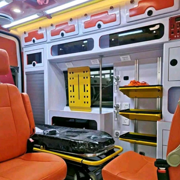 定城镇长途救护车护送病人租赁价格