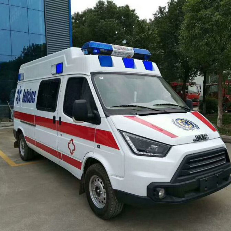 定城镇瘫痪租赁救护车转运 ——生命救助的紧急响应与专业保障